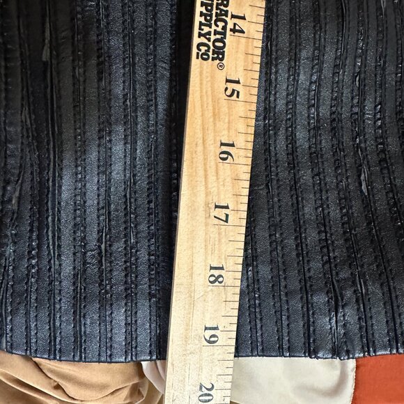 Bebe Black Leather Medium Tank PU Stripe Top ribbed - Picture 7 of 8